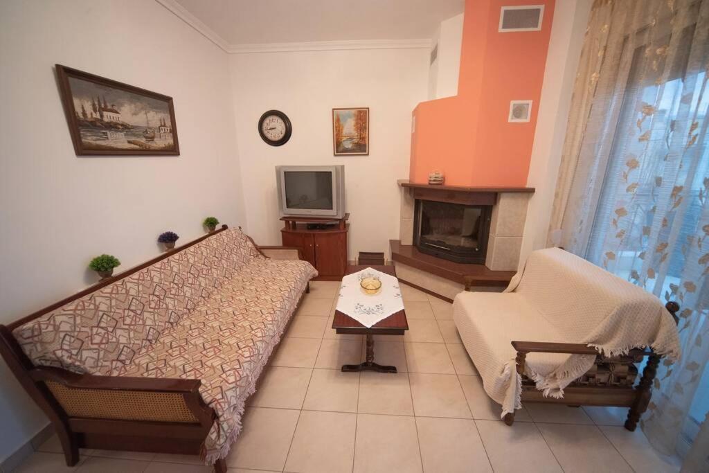 Zoe'S Apartments Nea Iraklitsa Zewnętrze zdjęcie