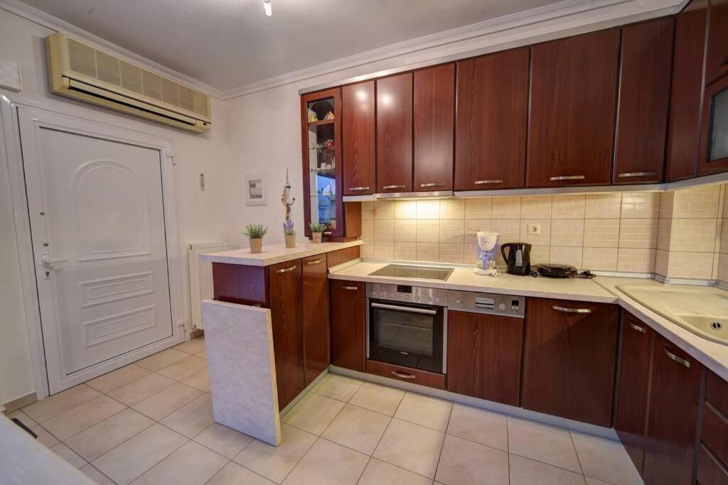 Zoe'S Apartments Nea Iraklitsa Zewnętrze zdjęcie