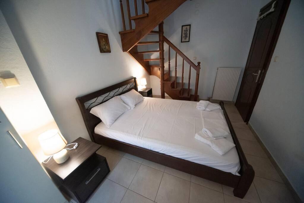Zoe'S Apartments Nea Iraklitsa Zewnętrze zdjęcie